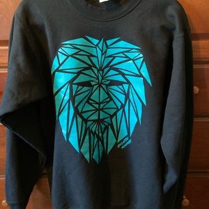Blue lion crewneck sweatshirt